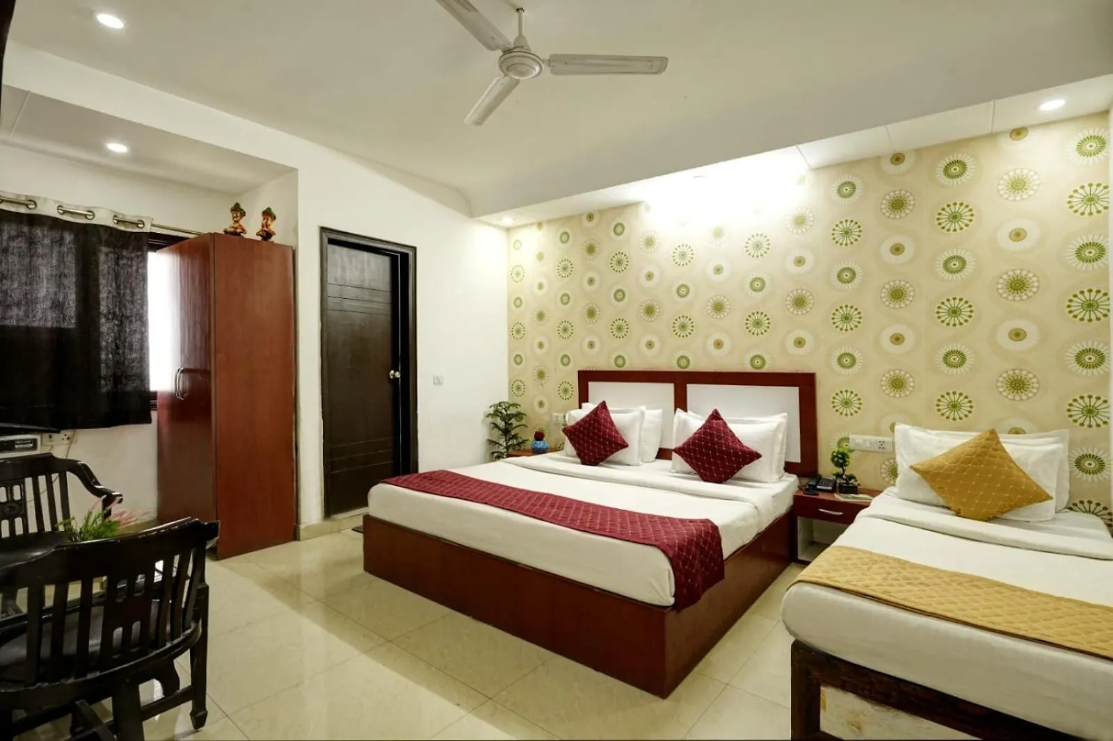 Hotel Aerotech Near Delhi Airport New Delhi